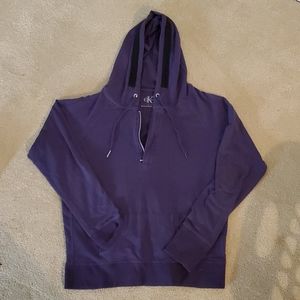 Lightweight hoodie
